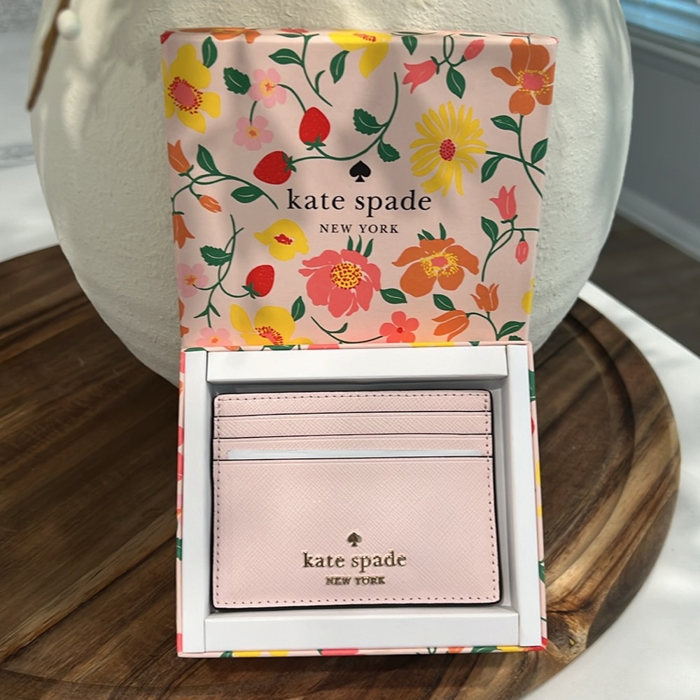 💕Cute. Kate Spade Boxed Card Holder.